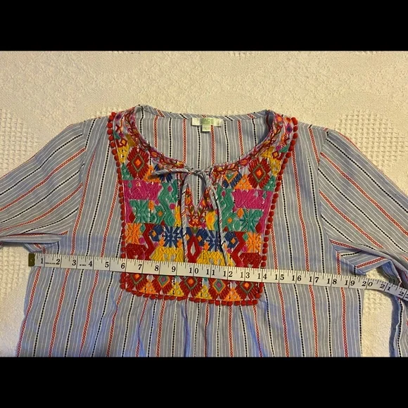 Top - Picture 5 of 10